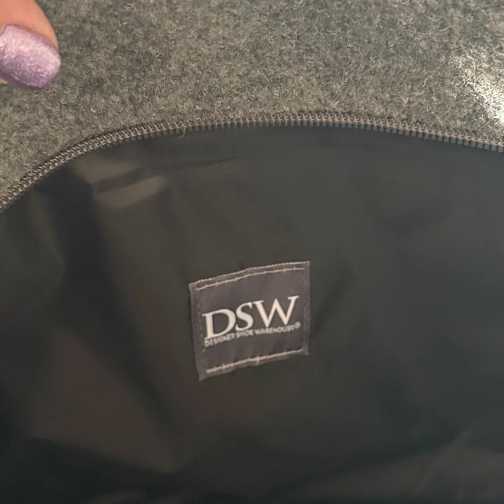 DSW Black and Gray Duffel Bag with Structured Design
